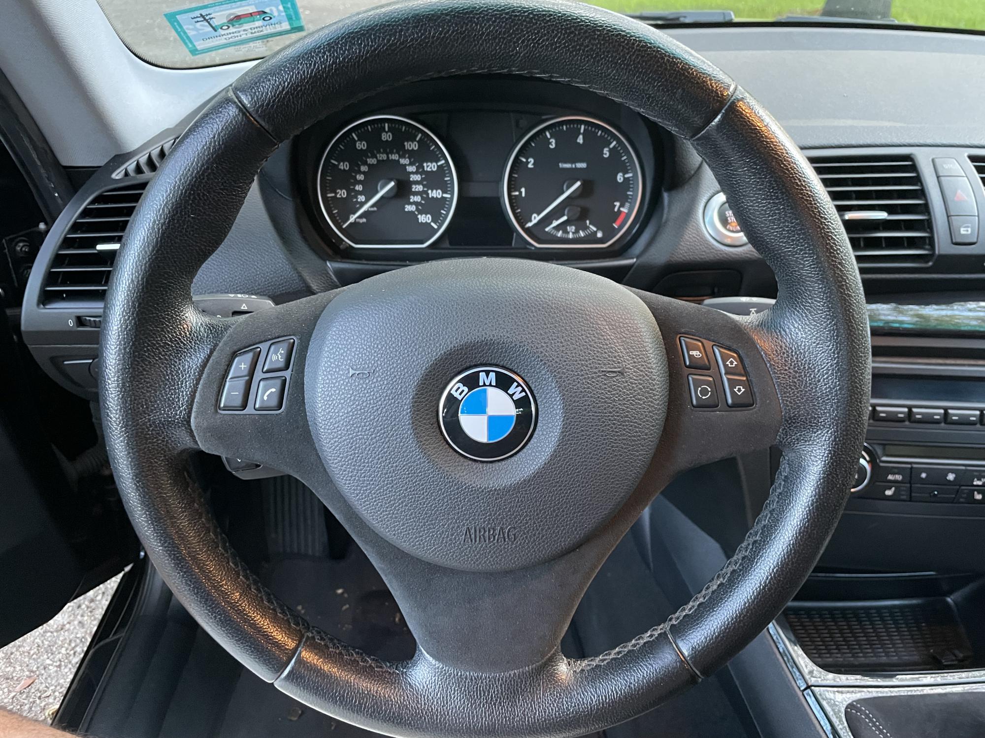 What steering wheel do I have? - BMW 1 Series Coupe 1 Series Forum (1M / tii / 135i / 128i Coupe / Cabrio / Hatchback) (BMW E82 E88 128i 130i 135i)