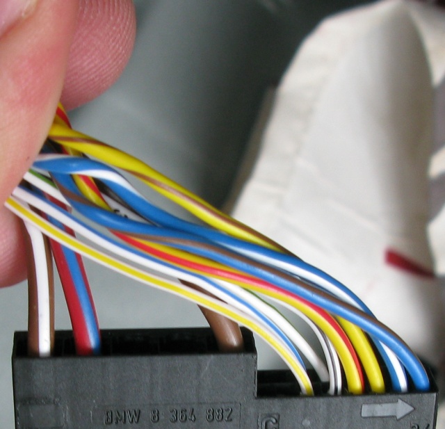 Color codes for Base HiFi amp connector BMW 1 Series Coupe Forum 1 Series Convertible Forum 1M tii 135i 128i Coupe Cabrio Hatchback BMW E82 E88 128i 130i 135i