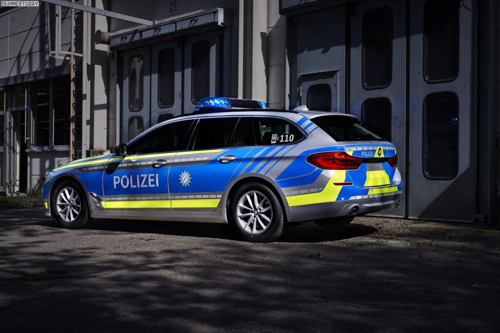 Name:  polizei  3 BMW-5er-Touring-G31-Polizei-Einsatzfahrzeug-2017-04-1024x682.jpg
Views: 1079
Size:  113.1 KB