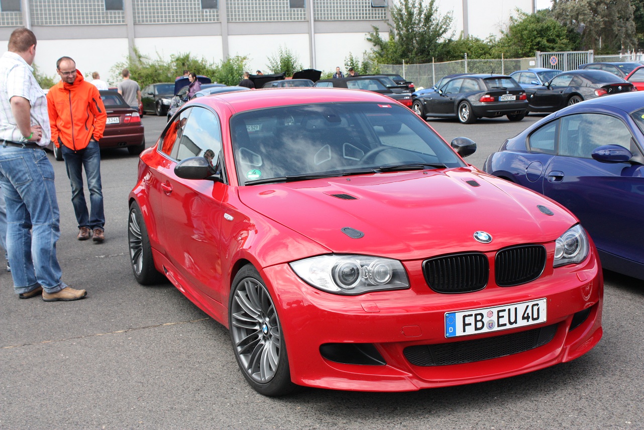 Name:  Performance front bumper m clone before the 1M was made M-fest meet 097-1.jpg
Views: 8478
Size:  474.7 KB