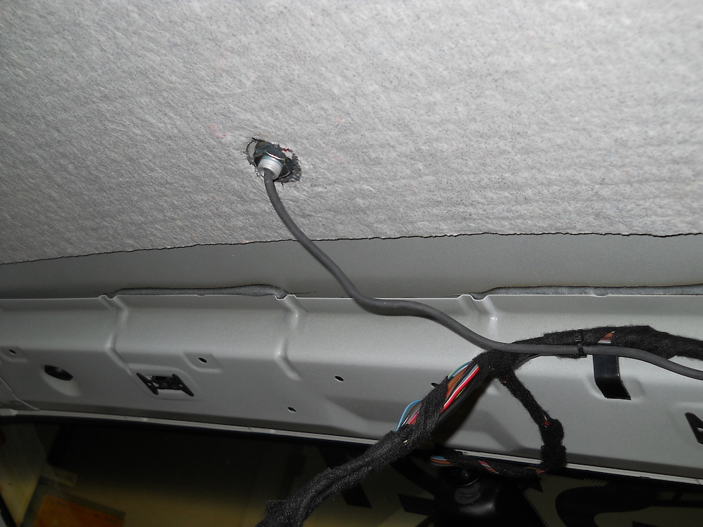 Name:  11 ROOF ANTENNA FROM BELOW.JPG
Views: 2393
Size:  247.1 KB