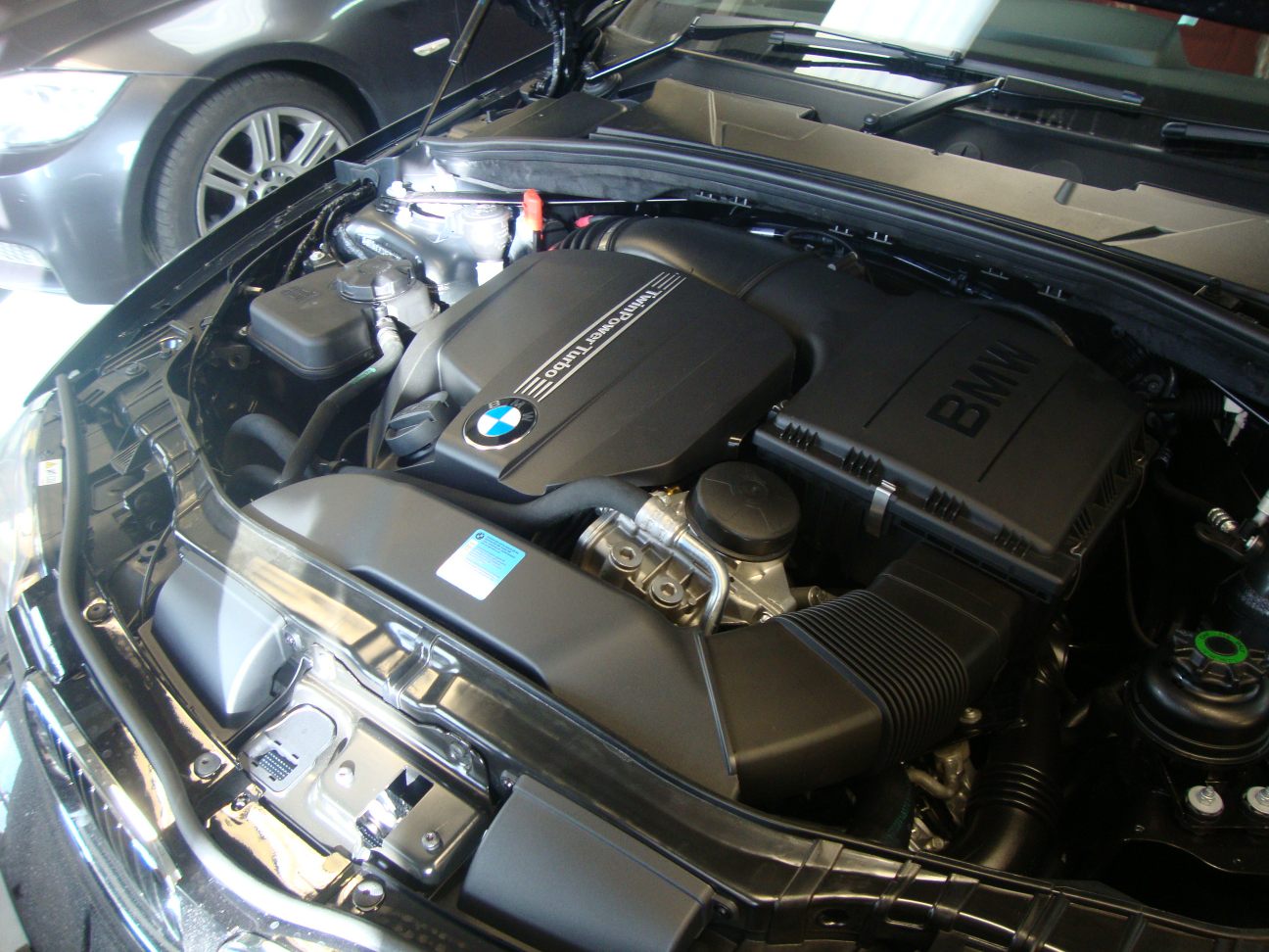 Name:  n55engine.jpg
Views: 16920
Size:  194.5 KB