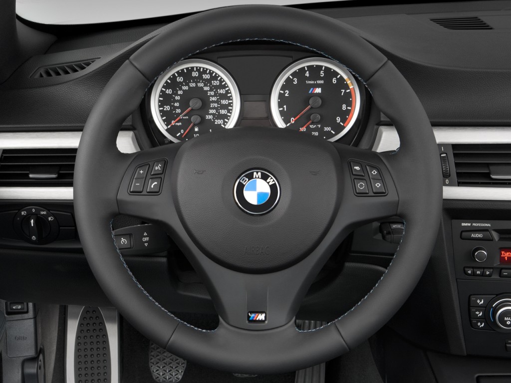 Name:  2011-bmw-m3-2-door-convertible-steering-wheel_100314931_l.jpg
Views: 14276
Size:  129.0 KB