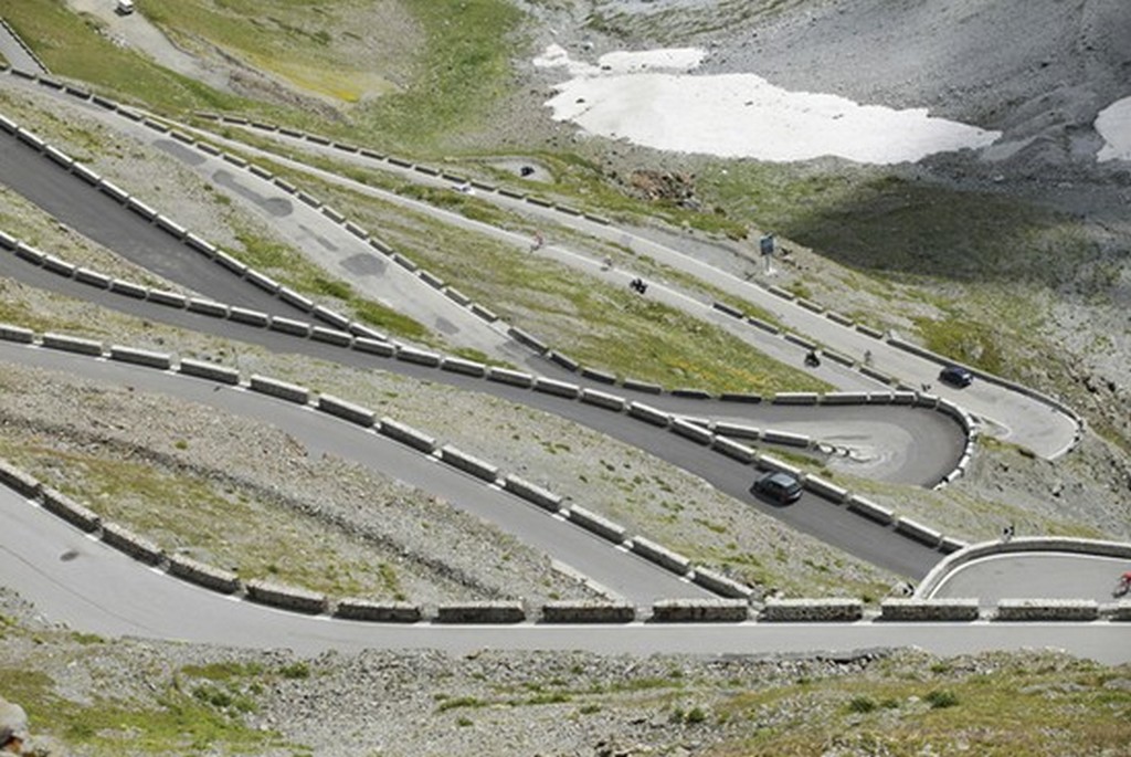 Name:  15407_bormio_passo_dello_stelvio_anistidesign.jpg
Views: 1802
Size:  190.2 KB