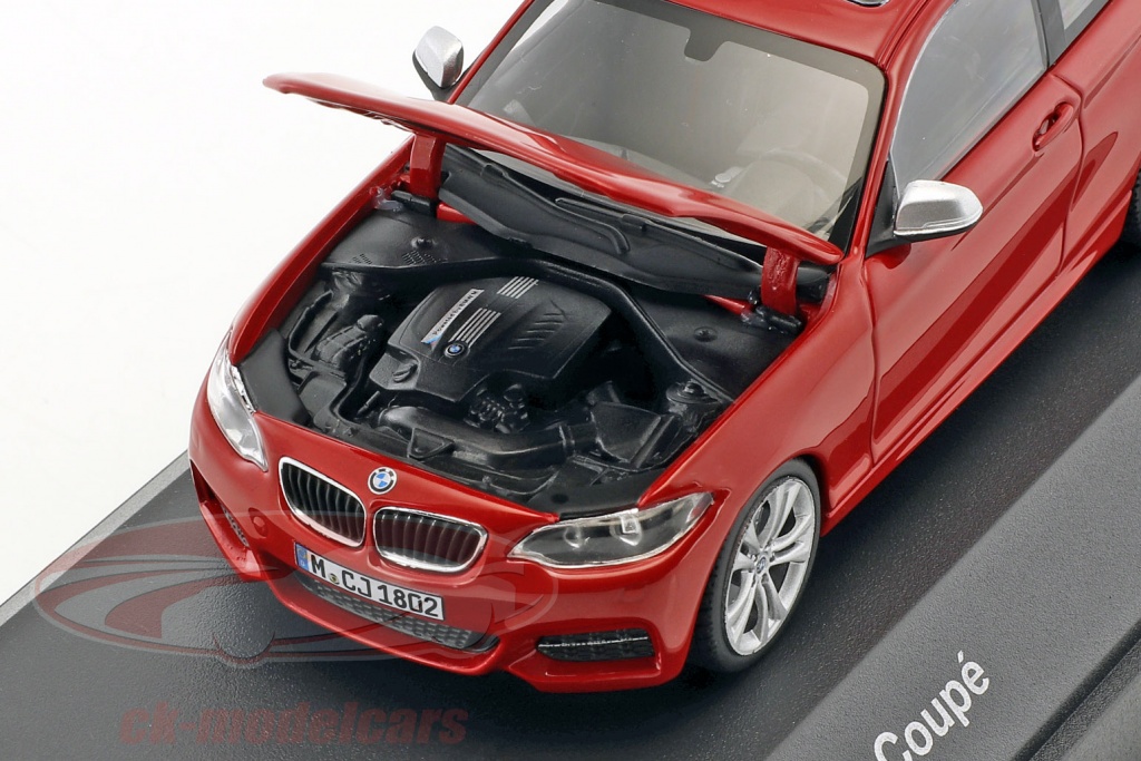 Name:  minichamps_1_43_bmw_2_series_coupe_f22_red_8042233.jpg
Views: 1263
Size:  245.0 KB