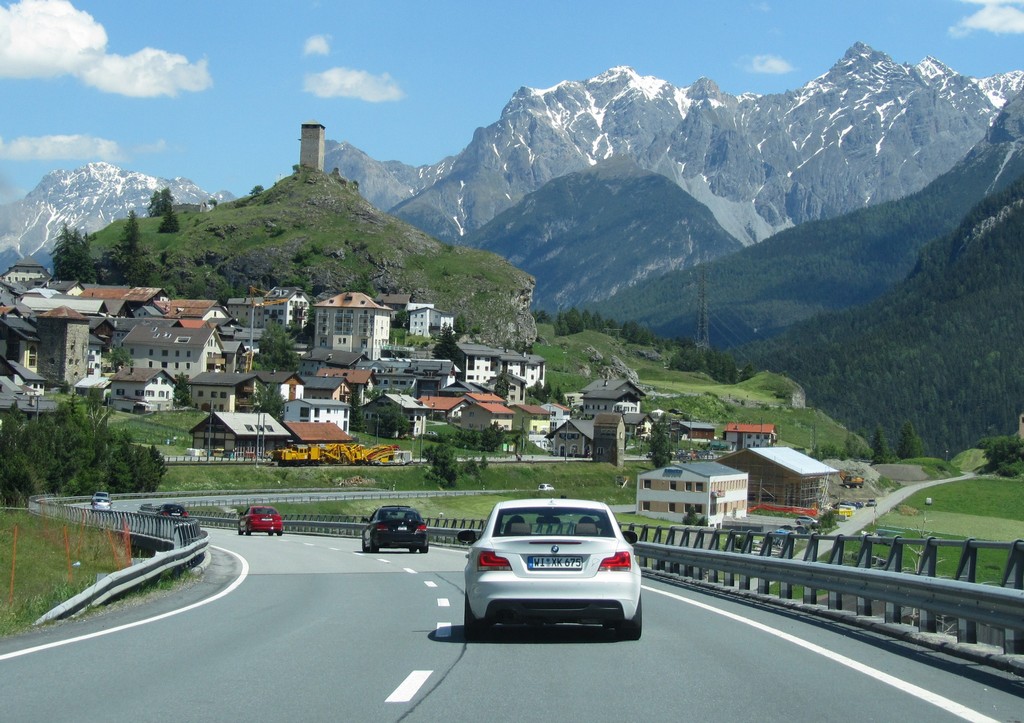 Name:  stelvio on the way to Davos IMG_7607 - Copy.jpg
Views: 338
Size:  227.4 KB