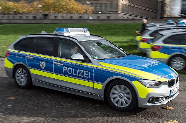 Name:  Polizei   nrw-polizei-steigt-a-47252488.jpg
Views: 866
Size:  58.3 KB