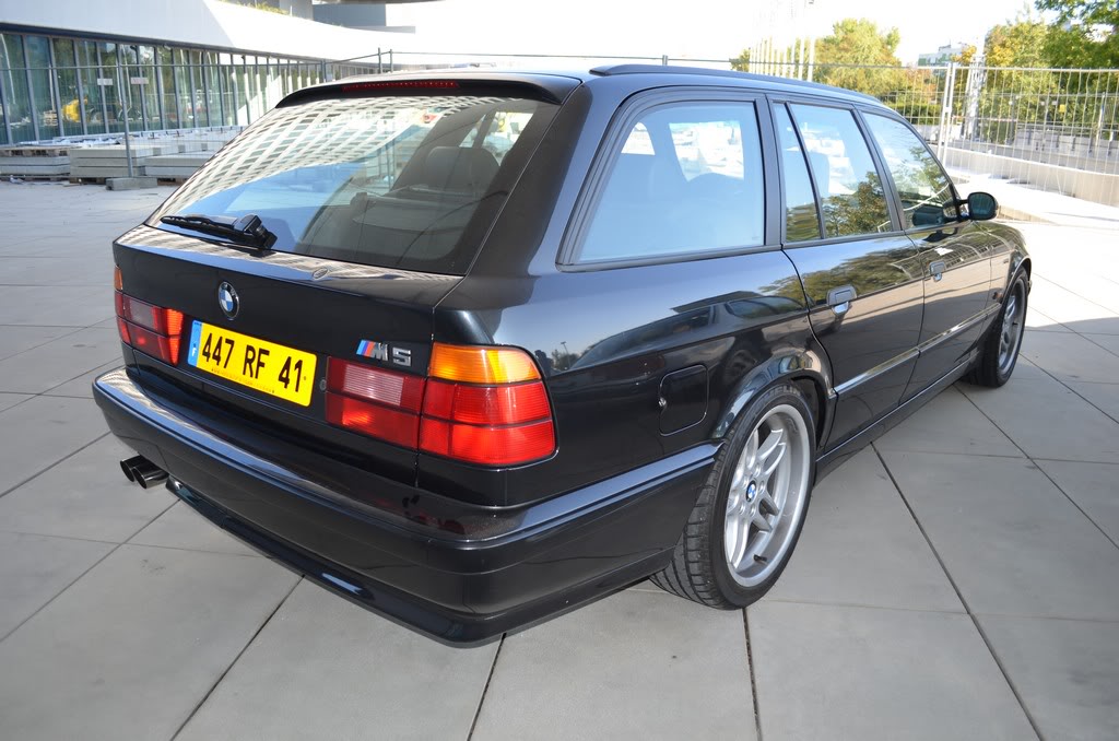 Name:  e34 M5 bonhams auction  DSC_0086.jpg
Views: 15432
Size:  120.5 KB