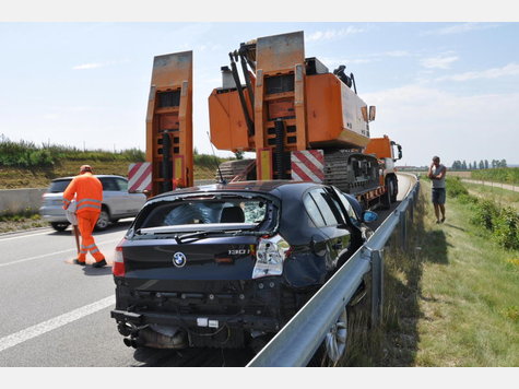 Name:  1623141245-unfall-a94-lkw-heck_9.jpg
Views: 3527
Size:  41.0 KB