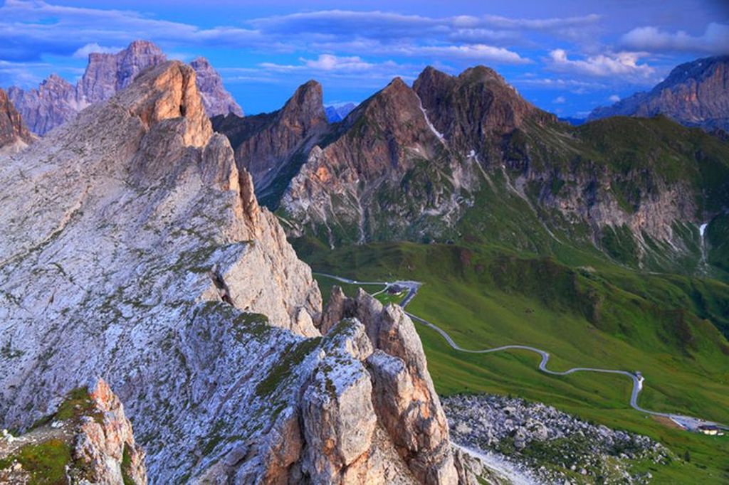 Name:  Dolomites.jpg
Views: 721
Size:  149.3 KB