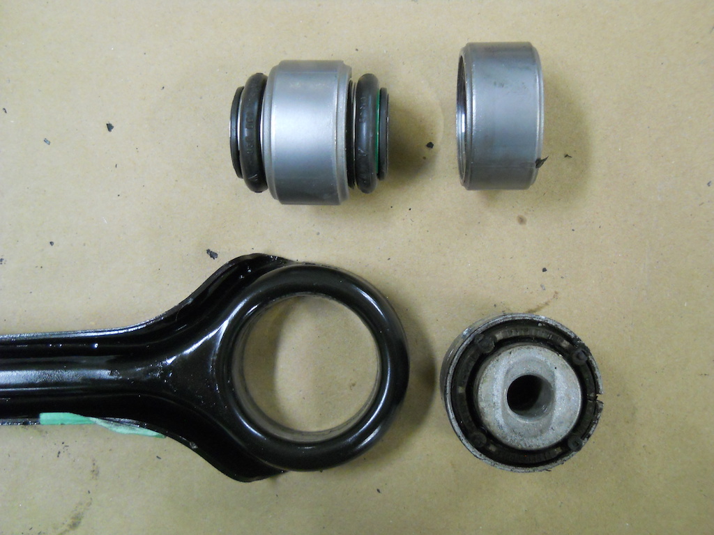 Name:  Bushing Removed.jpg
Views: 1868
Size:  250.3 KB