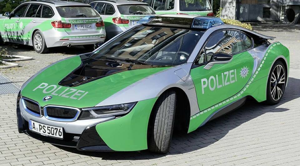 Name:  Polizei i8 wagen.jpg
Views: 3213
Size:  95.5 KB