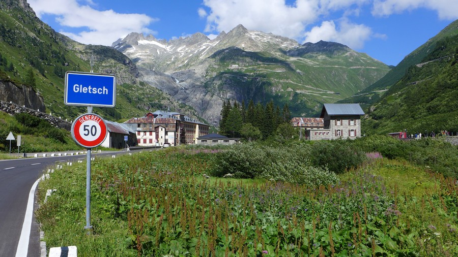 Name:  Furka Pass Gletsch P1080432.jpg
Views: 9576
Size:  228.8 KB