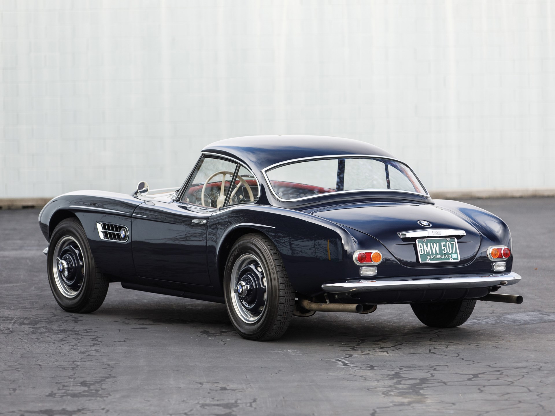 Name:  1958 BMW 507 Roadster S2 70157 RM Arizona 2019-02.jpg
Views: 4115
Size:  370.4 KB