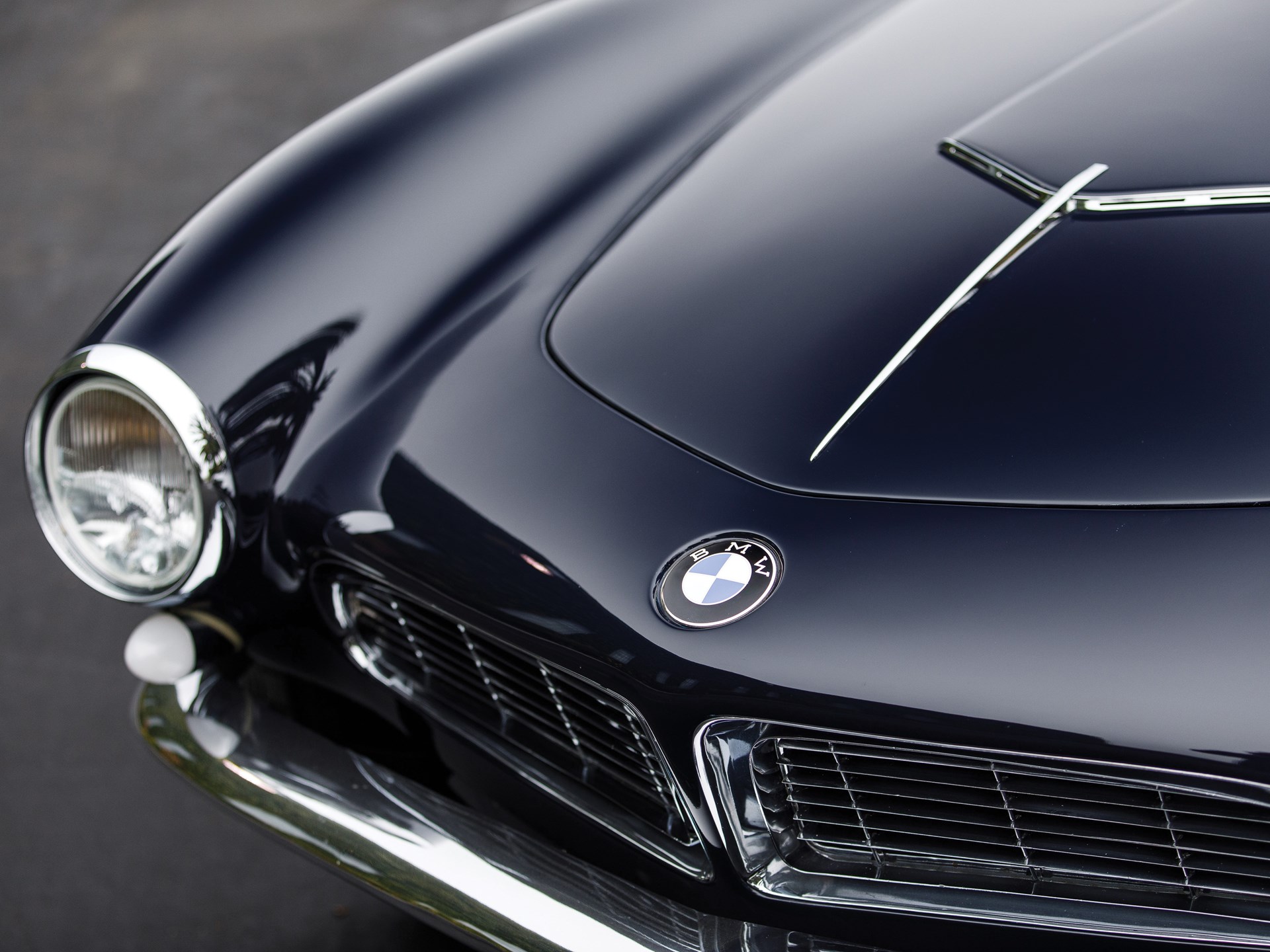 Name:  1958 BMW 507 Roadster S2 70157 RM Arizona 2019-05.jpg
Views: 3618
Size:  349.0 KB