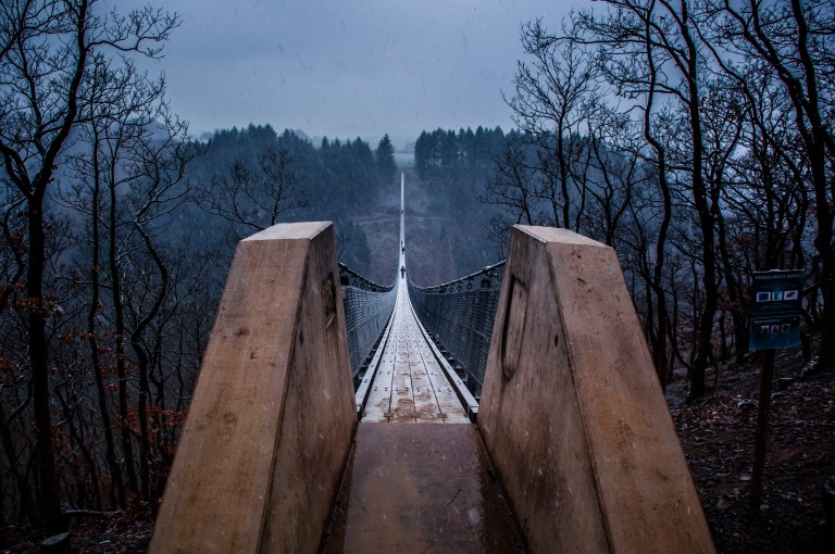 Name:  suspension bridge hngeseilbrcke geierlay  0406-Gemma-Geierlay-Germanys-Longest-Suspension-Bri.jpg
Views: 10454
Size:  136.9 KB