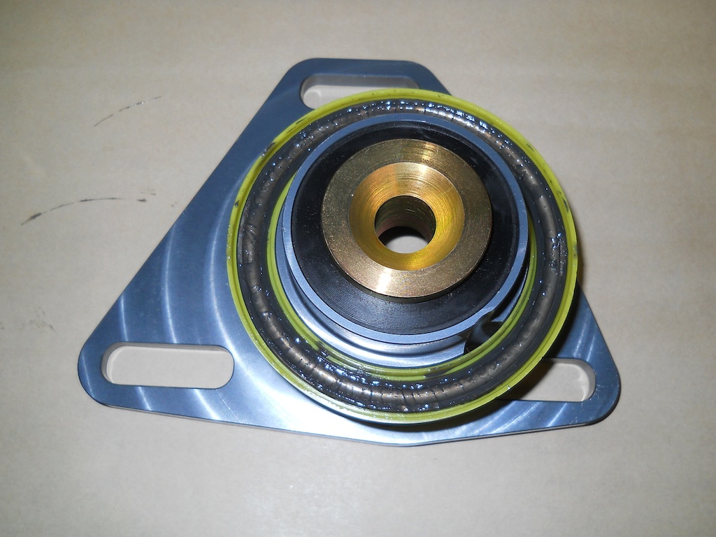 Name:  2 Plate with Bushing and Upper Steer Bearing Race.jpg
Views: 4681
Size:  208.1 KB