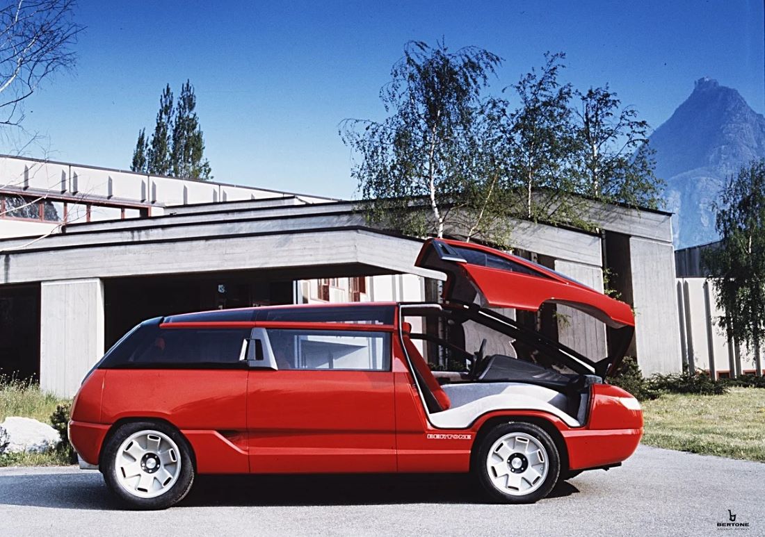 Name:  1988-Bertone-Lamborghini-Genesis-02.jpg
Views: 803
Size:  179.2 KB