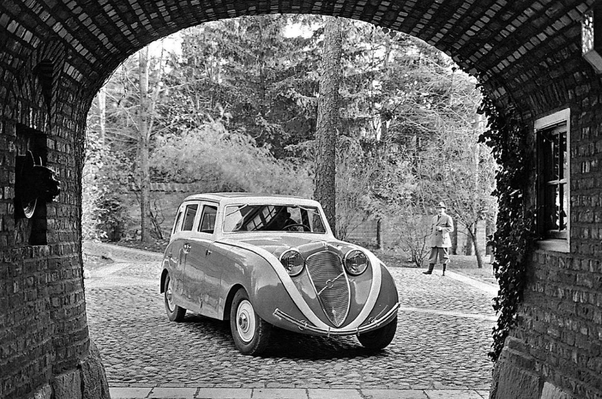 Name:  Volvo Venus Bilo (1933).jpg
Views: 907
Size:  274.9 KB