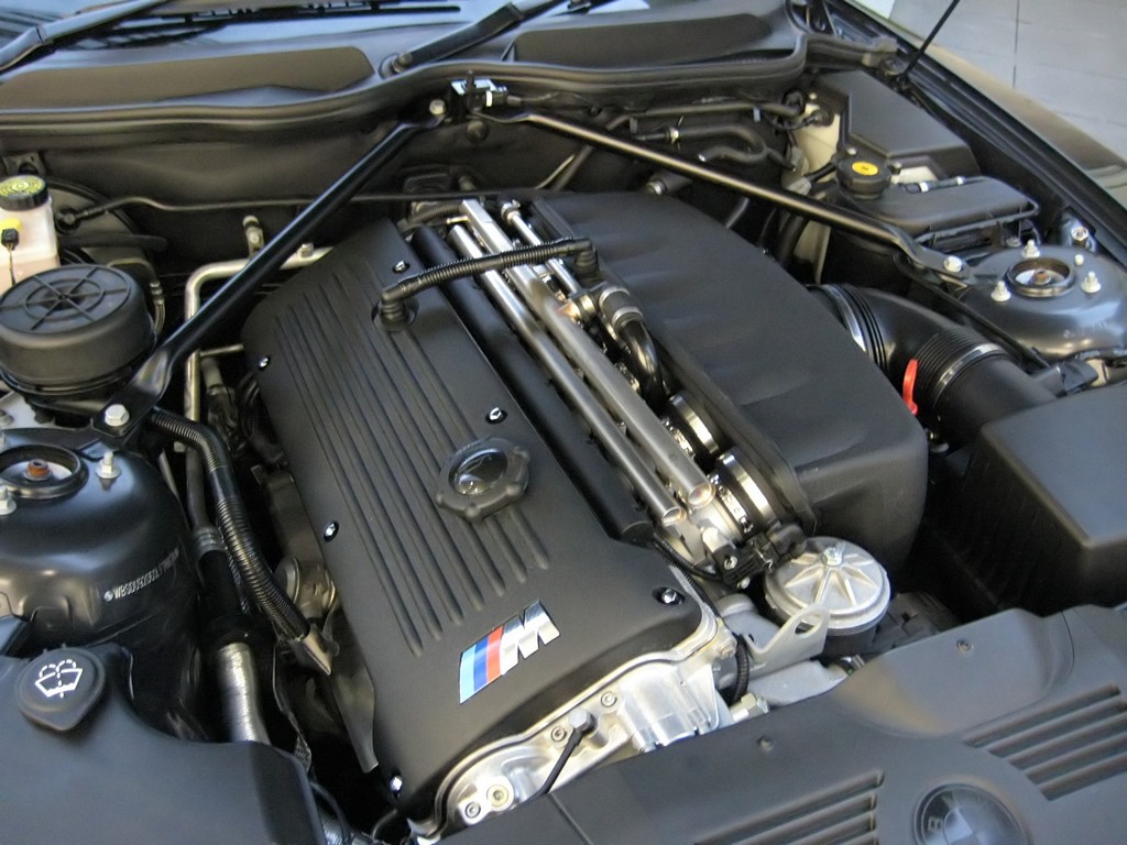 Name:  e46 M3 standard engine intake.JPG
Views: 463
Size:  177.0 KB